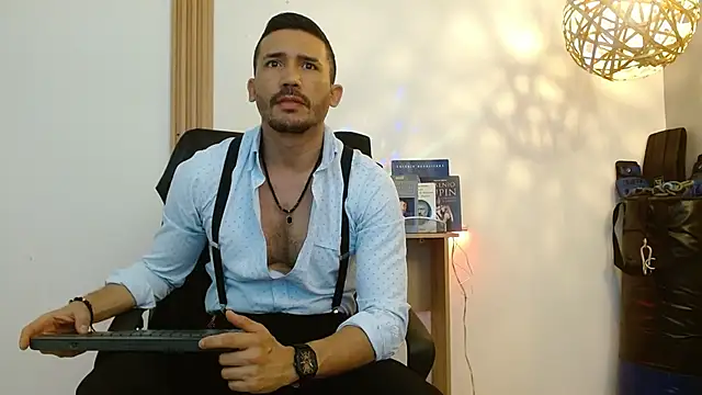 Reiko 85  online show from November 11, 2:50 pm