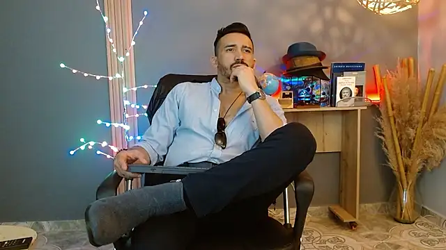 Reiko 85  online show from March 14, 7:30 pm