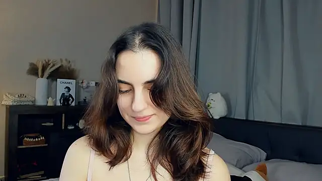 DracosMoon online show from November 11, 7:08 am