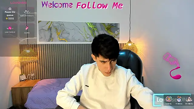 Snapshot of Dyla_n18 chatting on June 29, 9:26 pm Dyla n18 online show from June 29, 9:26 pm