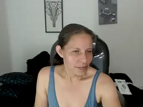 Milf karlye online show from January 20, 9:46 am