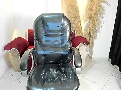 Milf karlye online show from May 9, 1:55 am