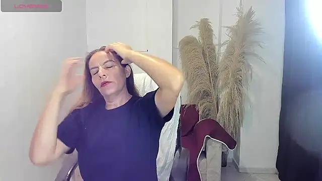 Milf karlye online show from June 14, 9:11 am