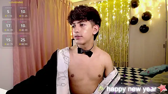 Snapshot of teobowny_ chatting on January 1, 12:00 am teobowny online show from January 1, 12:00 am