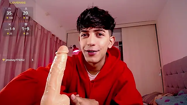 Snapshot of teobowny_ chatting on January 9, 3:55 pm teobowny online show from January 9, 3:55 pm