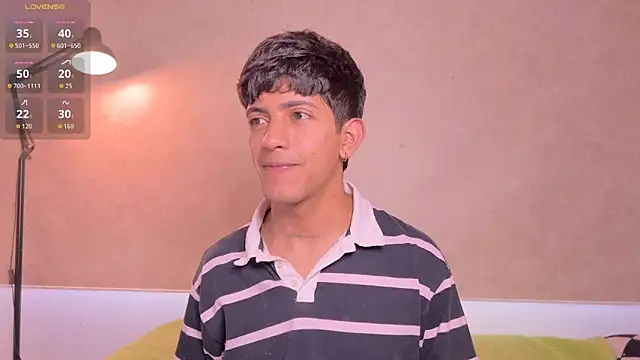 Snapshot of teobowny_ chatting on May 26, 9:33 pm teobowny online show from May 26, 9:33 pm