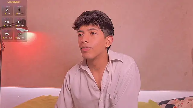 Snapshot of teobowny_ chatting on June 24, 7:13 pm teobowny online show from June 24, 7:13 pm