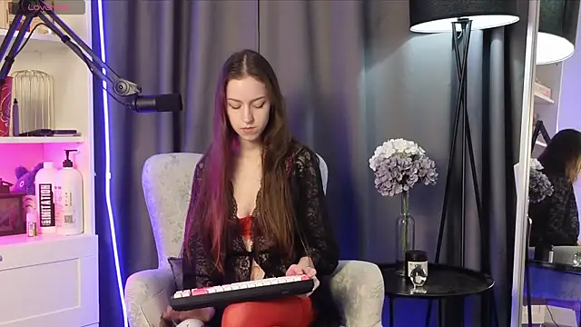 Snapshot of Anal_Girl_ chatting on June 9, 6:41 pm Anal Girl online show from June 9, 6:41 pm