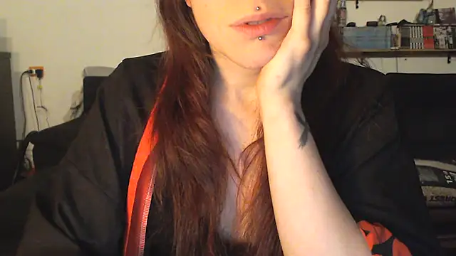 Snapshot of complicata_mente chatting on January 15, 9:30 pm complicata mente online show from January 15, 9:30 pm
