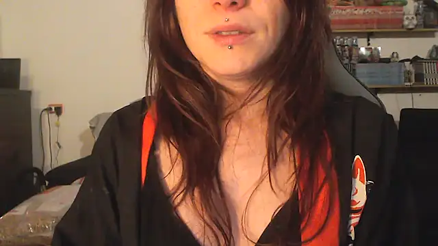 Snapshot of complicata_mente chatting on January 22, 11:10 pm complicata mente online show from January 22, 11:10 pm