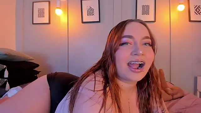 allaasskaa  online show from January 6, 12:31 pm