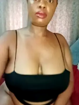 Luciouslips00 online show from November 8, 11:32 am