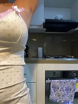 Snapshot of AndyFire69 chatting on October 12, 8:02 am AndyFire69 online show from October 12, 8:02 am