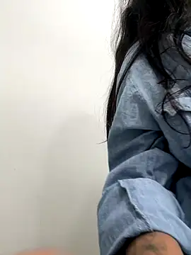 Snapshot of AndyFire69 chatting on November 2, 8:55 pm AndyFire69 online show from November 2, 8:55 pm