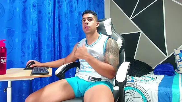 astrom greyy online show from November 1, 11:18 pm