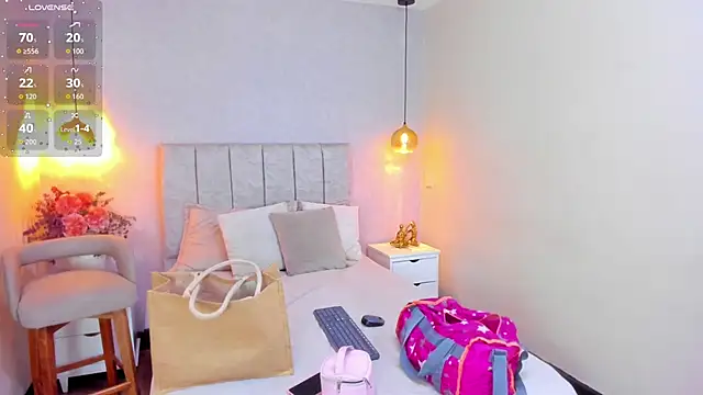 tutu milf online show from December 21, 1:29 pm