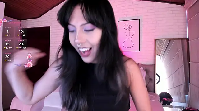 Snapshot of Kitty_Pam chatting on June 1, 7:48 pm Kitty Pam online show from June 1, 7:48 pm