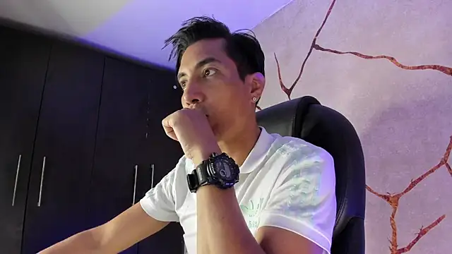 EdwardVlad online show from December 5, 7:28 pm