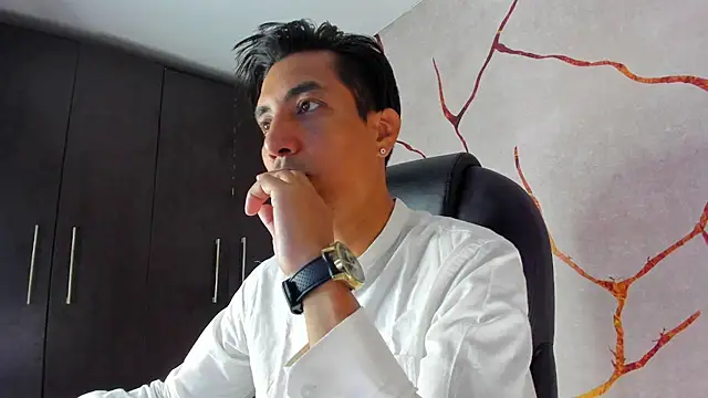 EdwardVlad online show from December 9, 7:39 pm