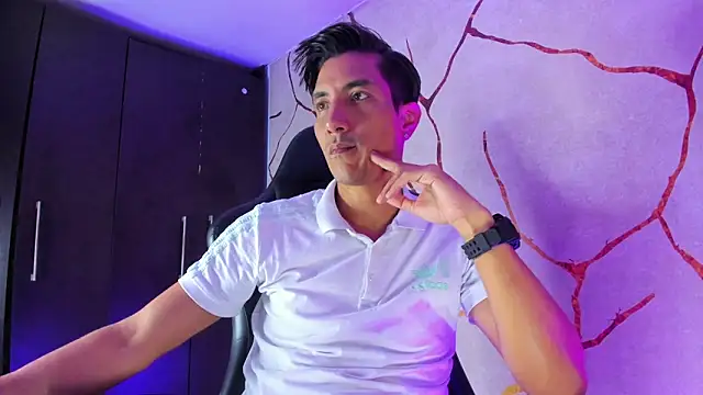 EdwardVlad online show from December 13, 7:10 pm