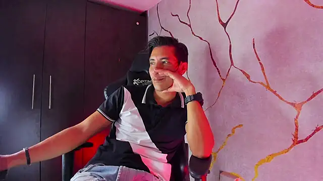 EdwardVlad online show from December 21, 10:51 pm