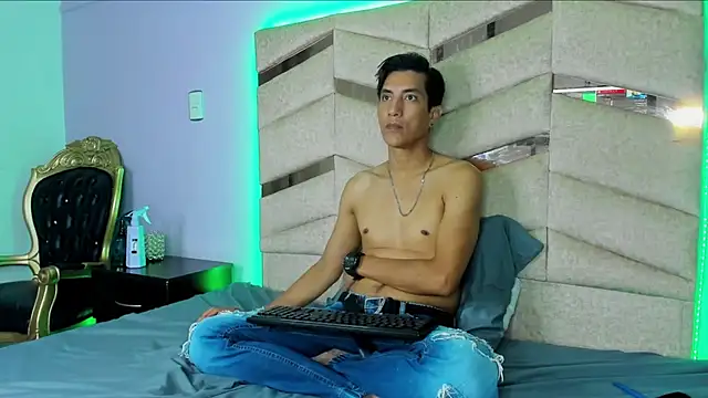 EdwardVlad online show from December 27, 10:37 pm