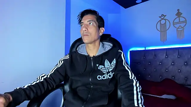 EdwardVlad online show from December 29, 12:34 pm