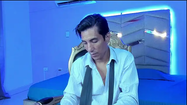 EdwardVlad online show from January 10, 10:25 pm