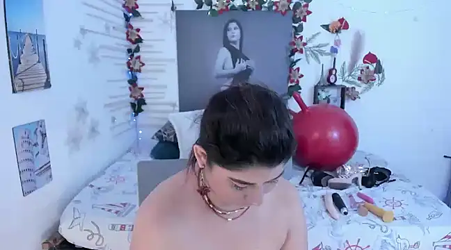 alinabozz1 online show from March 20, 3:36 pm