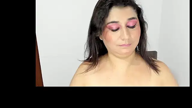 alinabozz1 online show from June 30, 3:51 am