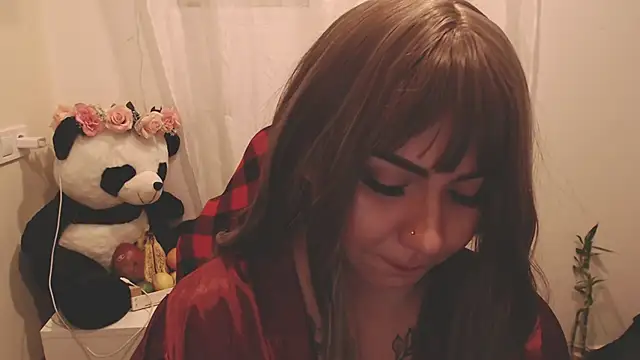 Snapshot of Genesisgems11_ chatting on January 25, 5:29 am Genesisgems11  online show from January 25, 5:29 am