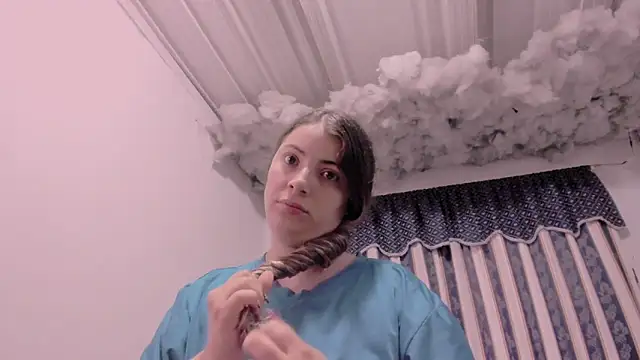 Lauu G online show from November 29, 10:51 am