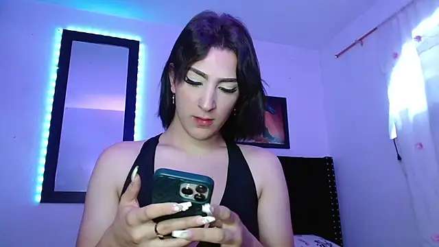 Snapshot of Triana_Damelio chatting on September 25, 2:21 pm Triana Damelio online show from September 25, 2:21 pm