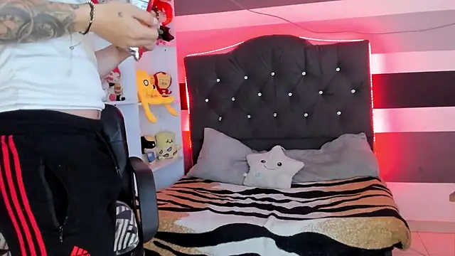  tatho perovich  online show from December 4, 4:54 am