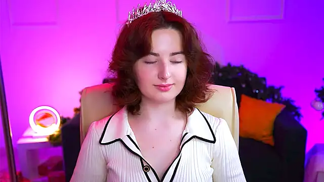 AnnTerry  online show from February 4, 11:49 am