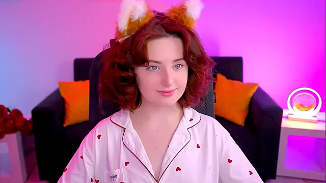 AnnTerry  online show from February 12, 8:27 am