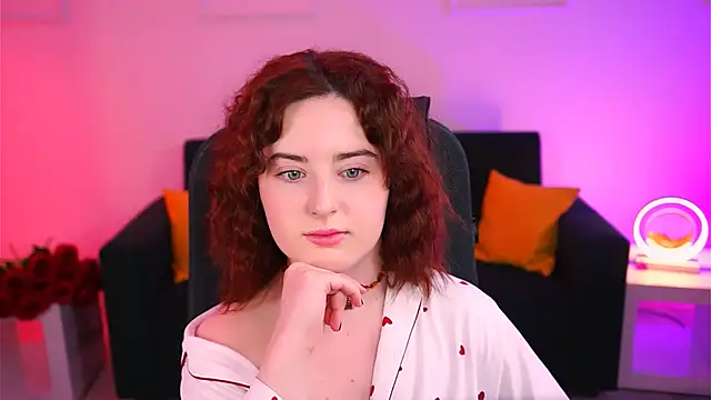 AnnTerry  online show from February 20, 12:15 pm