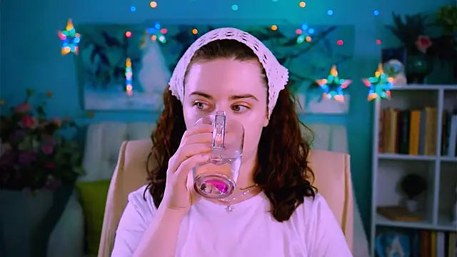 AnnTerry  online show from September 17, 8:38 am