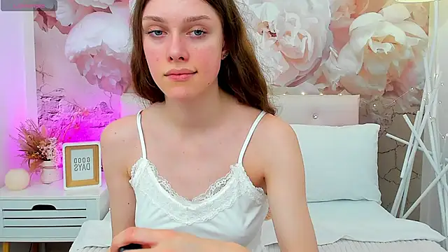 JaneBrowni online show from November 27, 1:13 pm