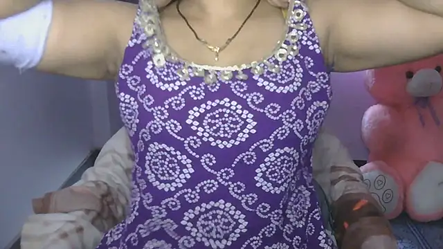 Snapshot of cutie-taara chatting on June 28, 4:29 am cutie-taara online show from June 28, 4:29 am