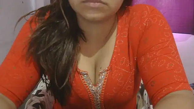 Snapshot of cutie-taara chatting on July 21, 3:09 am cutie-taara online show from July 21, 3:09 am