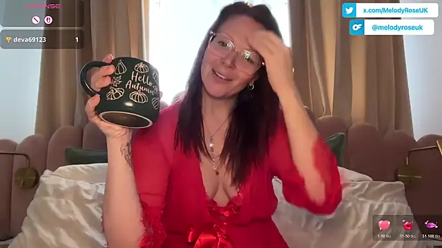 Snapshot of MelodyRoseUk chatting on February 28, 12:28 pm MelodyRoseUk online show from February 28, 12:28 pm