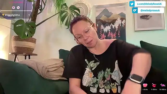 Snapshot of MelodyRoseUk chatting on March 7, 10:12 am MelodyRoseUk online show from March 7, 10:12 am