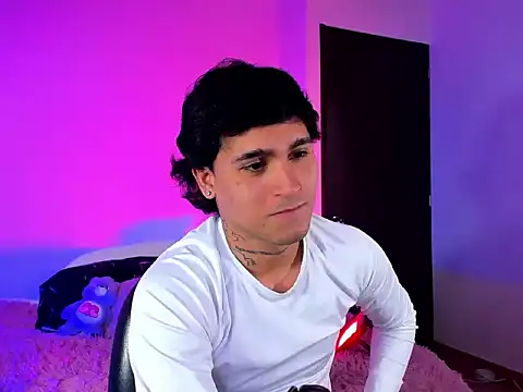 Snapshot of christianwang chatting on November 10, 10:20 pm christianwang online show from November 10, 10:20 pm