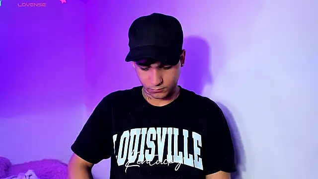 Snapshot of christianwang chatting on December 14, 8:13 pm christianwang online show from December 14, 8:13 pm