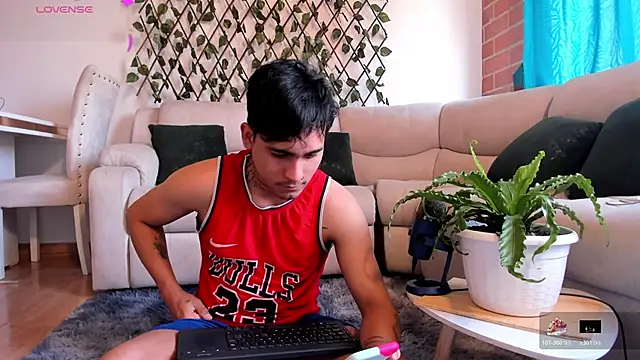 Snapshot of christianwang chatting on December 16, 6:57 pm christianwang online show from December 16, 6:57 pm