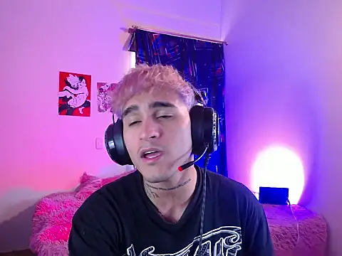 Snapshot of christianwang chatting on February 28, 4:30 pm christianwang online show from February 28, 4:30 pm
