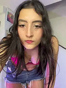 EmySofia online show from February 6, 3:33 am