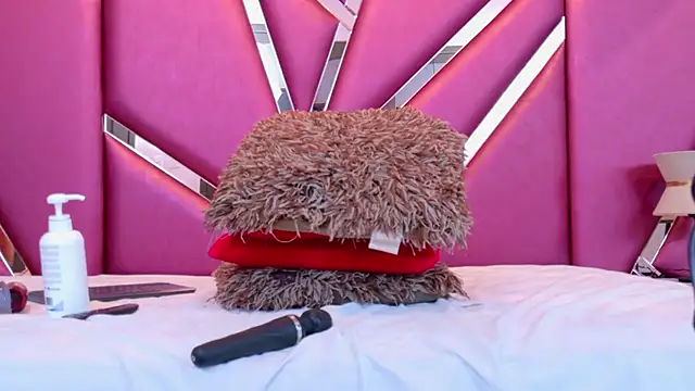 RebecaRelish online show from January 29, 7:04 am