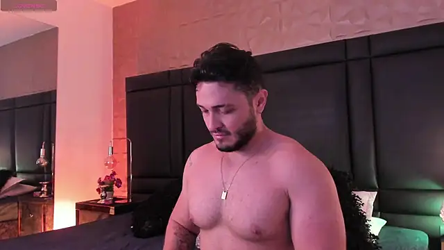 Snapshot of JossAckland chatting on November 5, 7:36 pm JossAckland online show from November 5, 7:36 pm